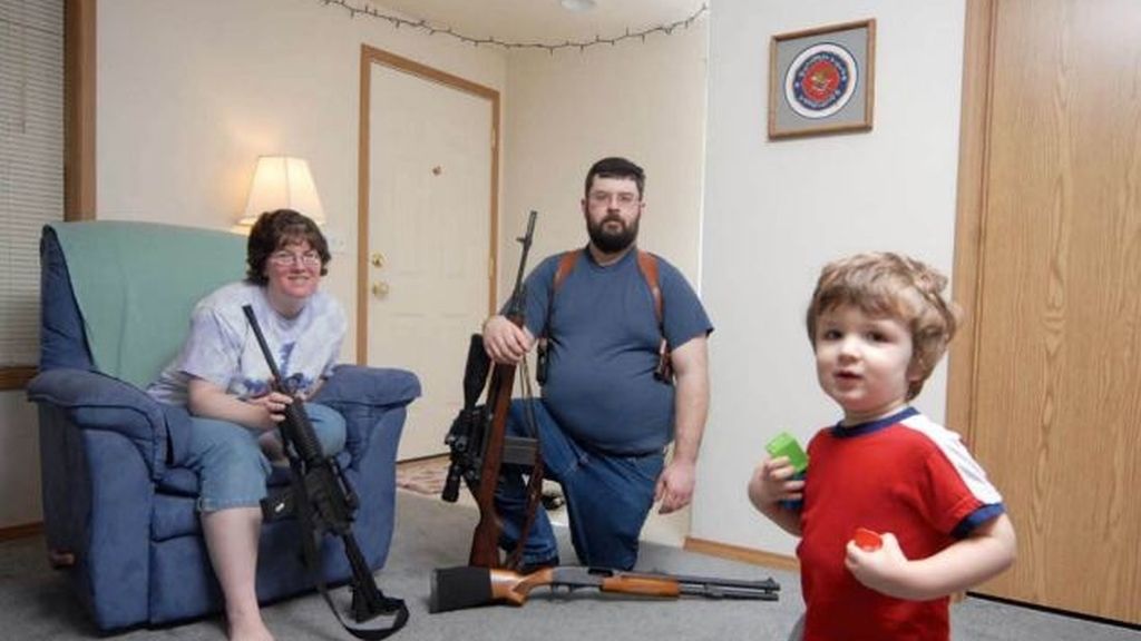 Familias armadas tras la matanza de Connecticut
