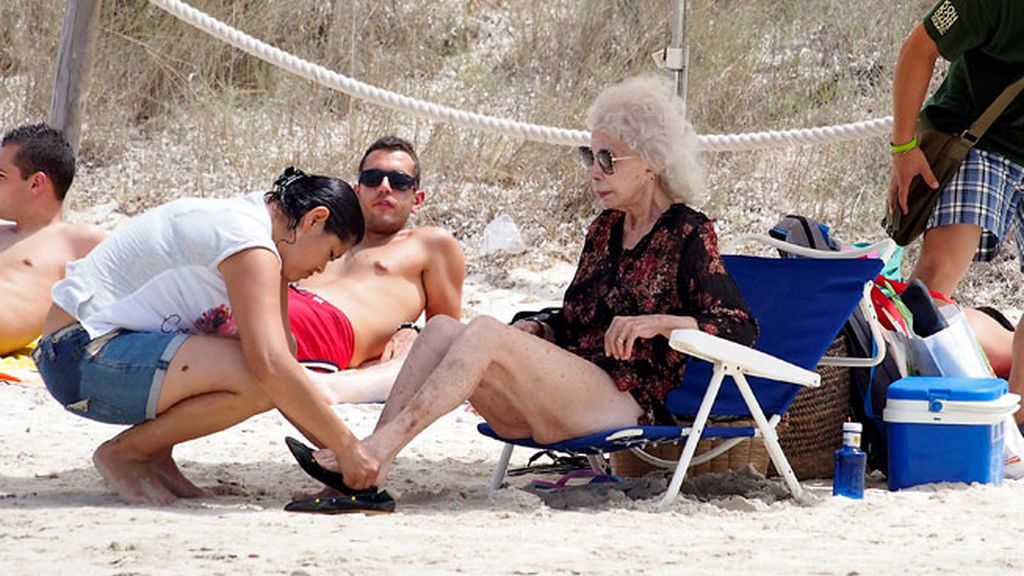 La duquesa se relaja en Formentera