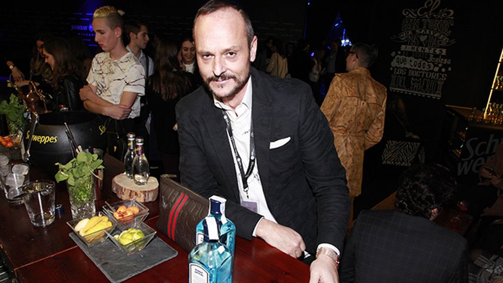 Nacho Montes meditando sobre sus "puntadas"