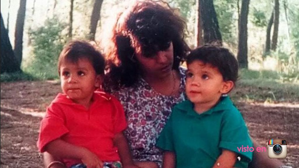 Marc Bartra, muy orgulloso de su madre, también ha elegido Instagram para felicitarla