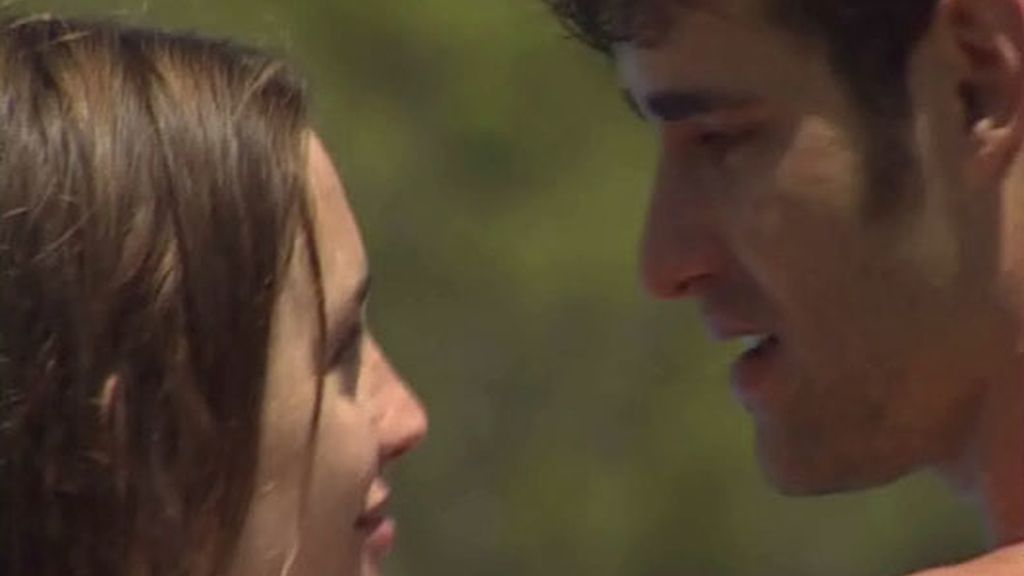 El beso más esperado