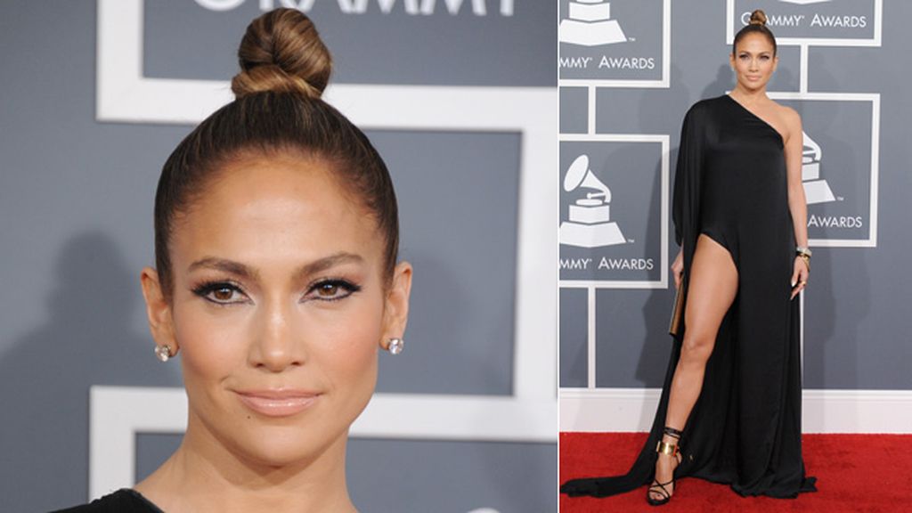 El radical 'angelina' de Jennifer López: redefiniendo el concepto de las rajas en los vestidos