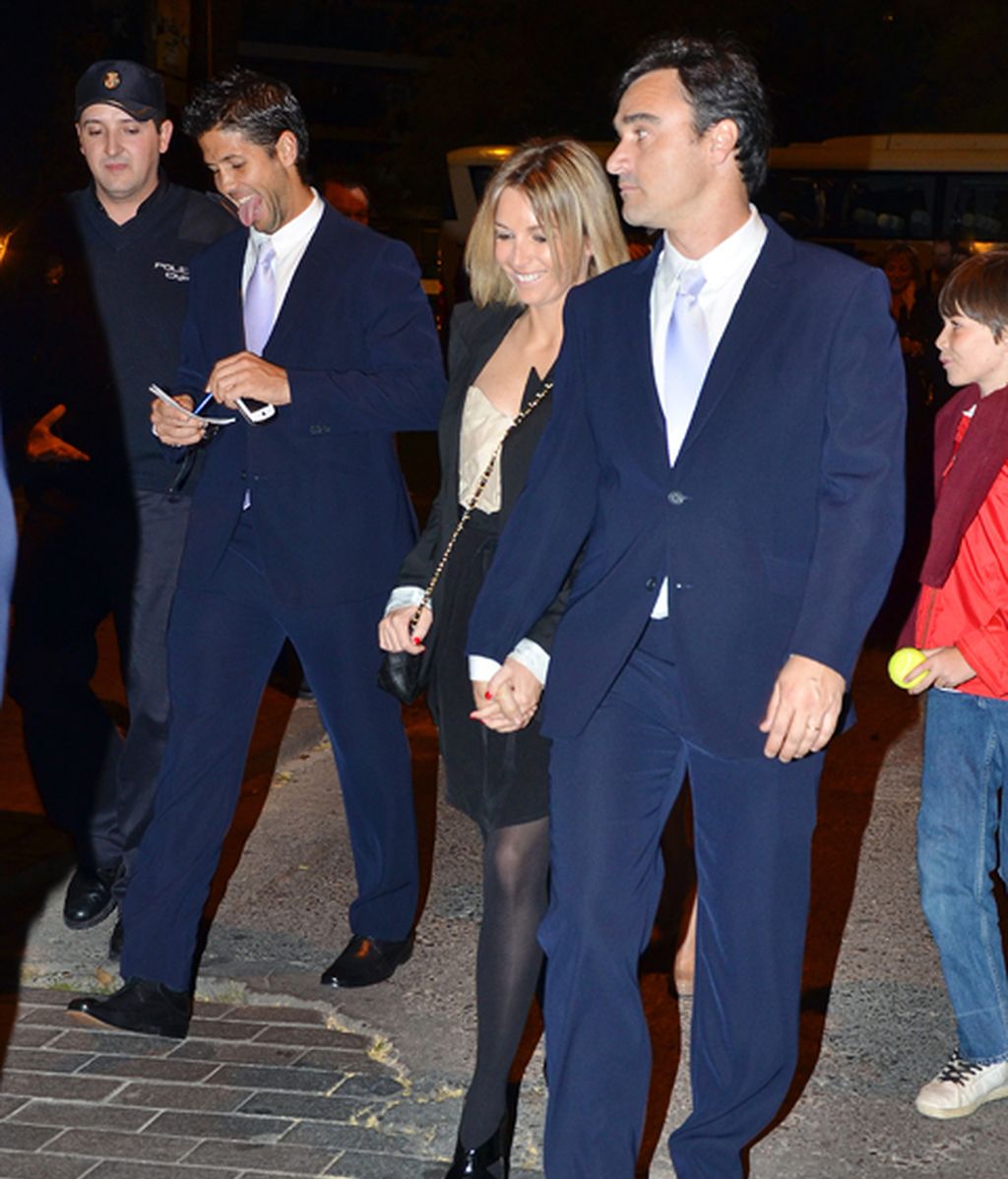 Sin chándal y a lo loco: los chicos de la Davis lo celebran en Sevilla