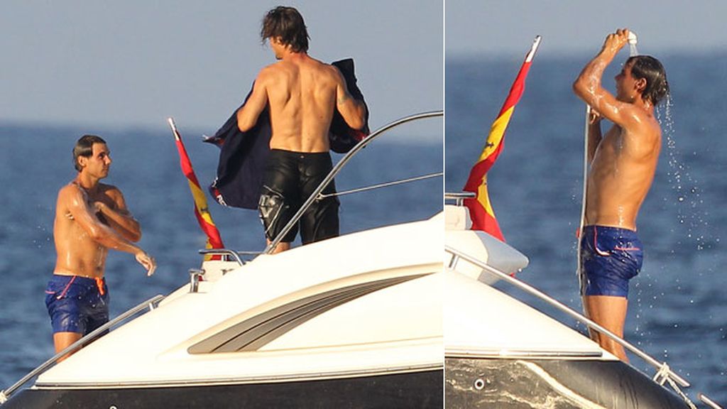 Nadal y Moyá se divierten en Marbella subidos al yate