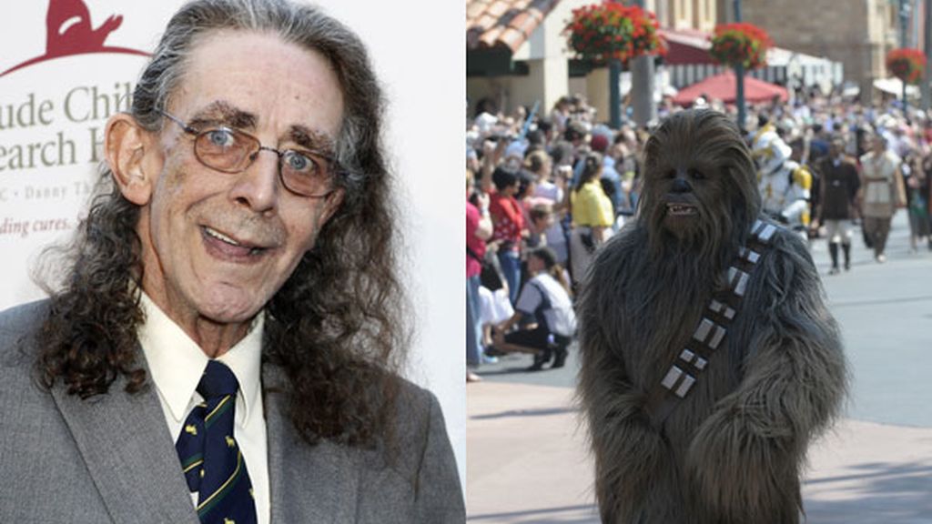 Peter Mayhew como Chewbacca