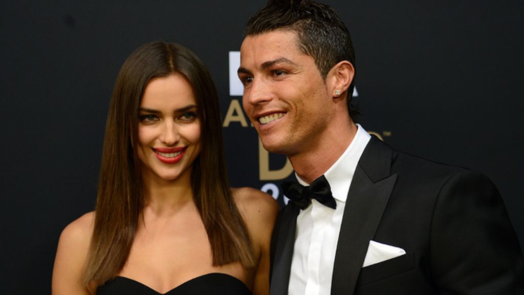 Ellos recogen los premios y ellas deslumbran en la gala del Balón de Oro