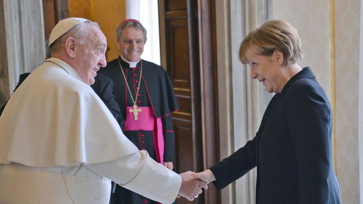 El Papa ante Merkel: "El trabajo de los Jefes de Estado es proteger a sus pobres"