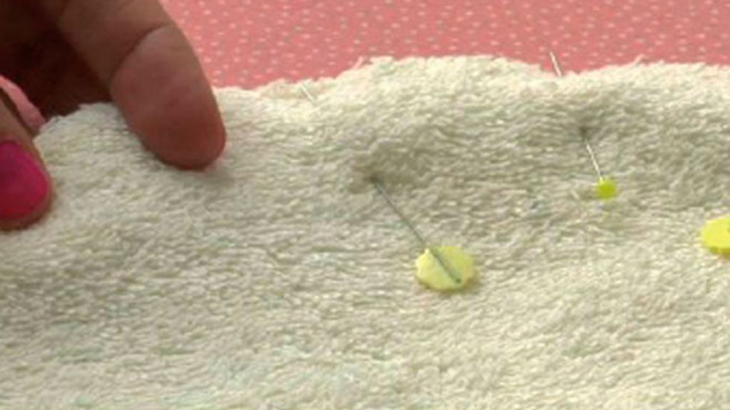 Tricotosas 35: Babero de bebé