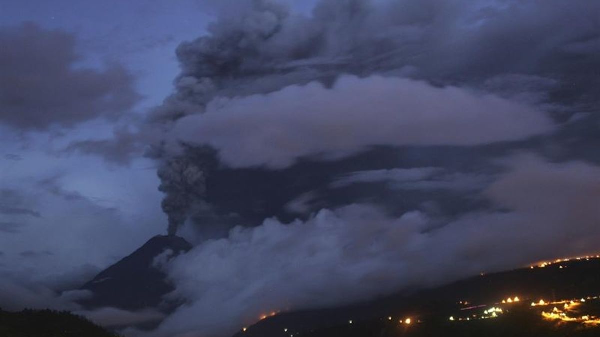 Declarada la "situación de emergencia" en dos provincias por el volcán Tungurahua