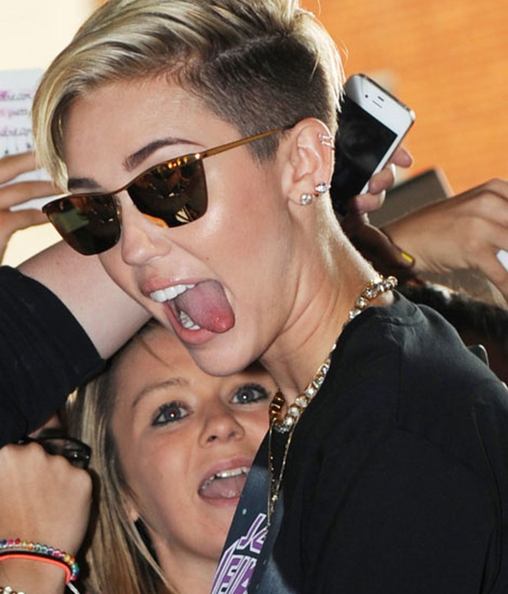 Las mil y una lenguas de Miley Cyrus