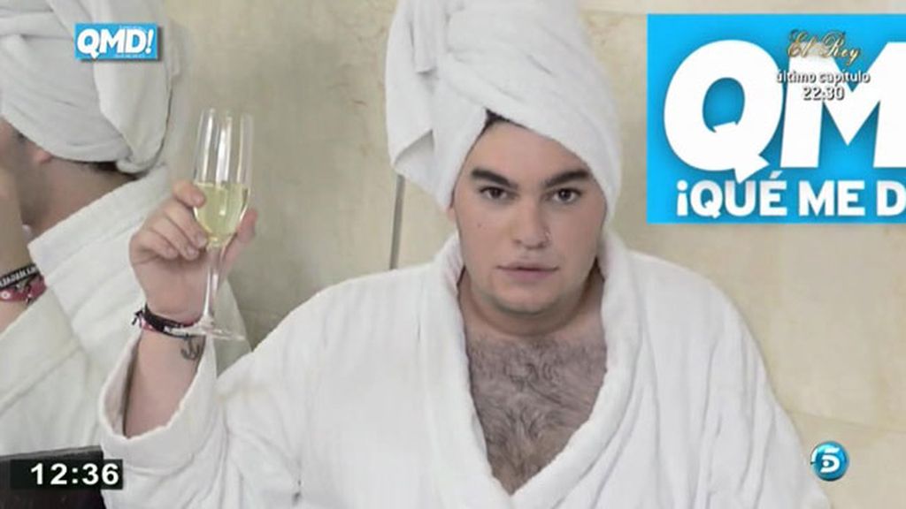 El amigo de Chabelita posa para '¡Qué me dices!'