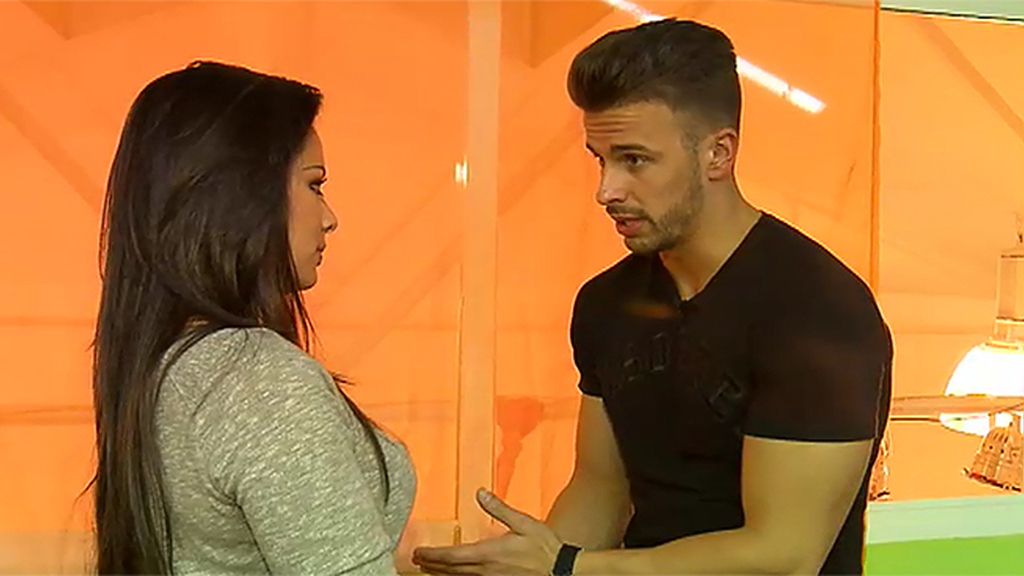 Ashley baila mejor que Anabel