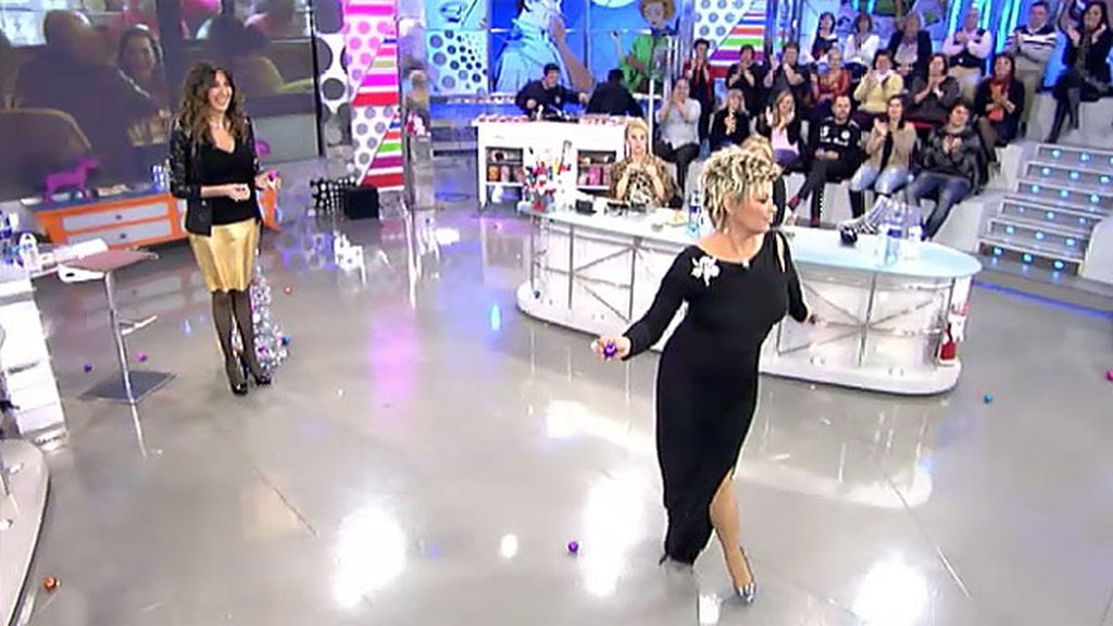 Los colaboradores de 'Sálvame' despiden el año con sus mejores galas