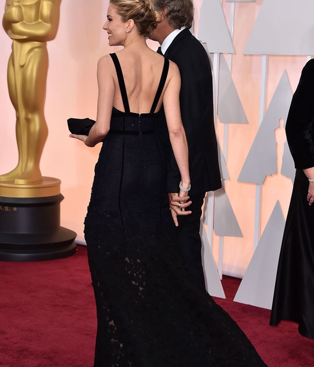 Espalda del vestido de Sienna Miller