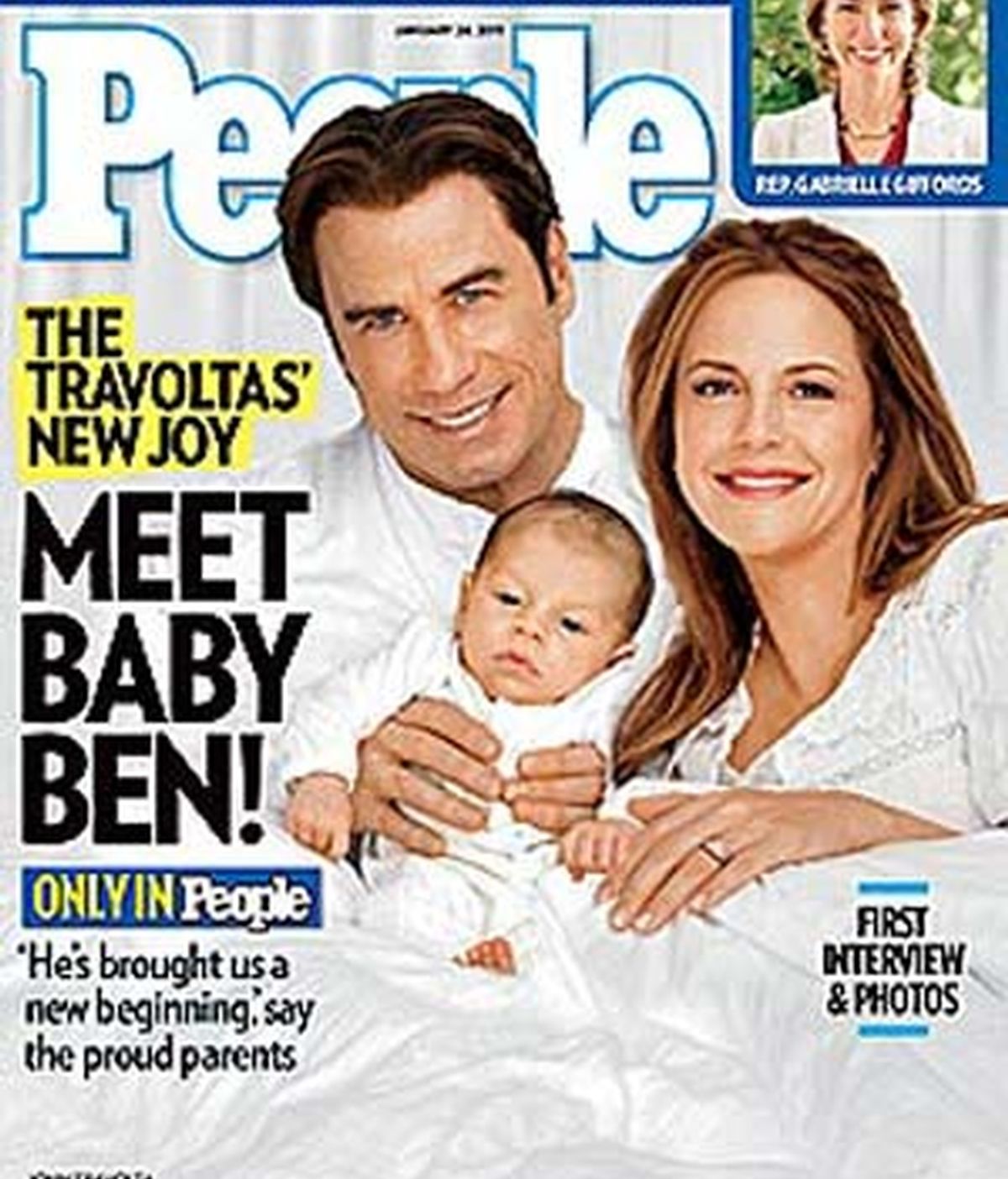 John Travolta, Kelly Preston y su hijo Benjamin, en la portada de 'People'.