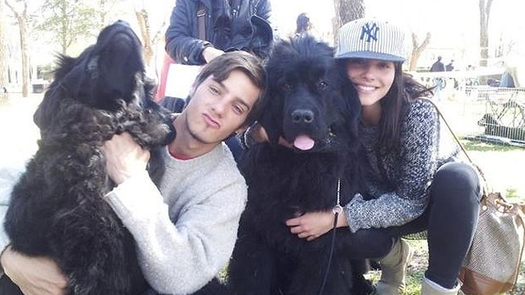 Joel Bosqued y Andrea Duro, prometidos en el primer aniversario de su amor