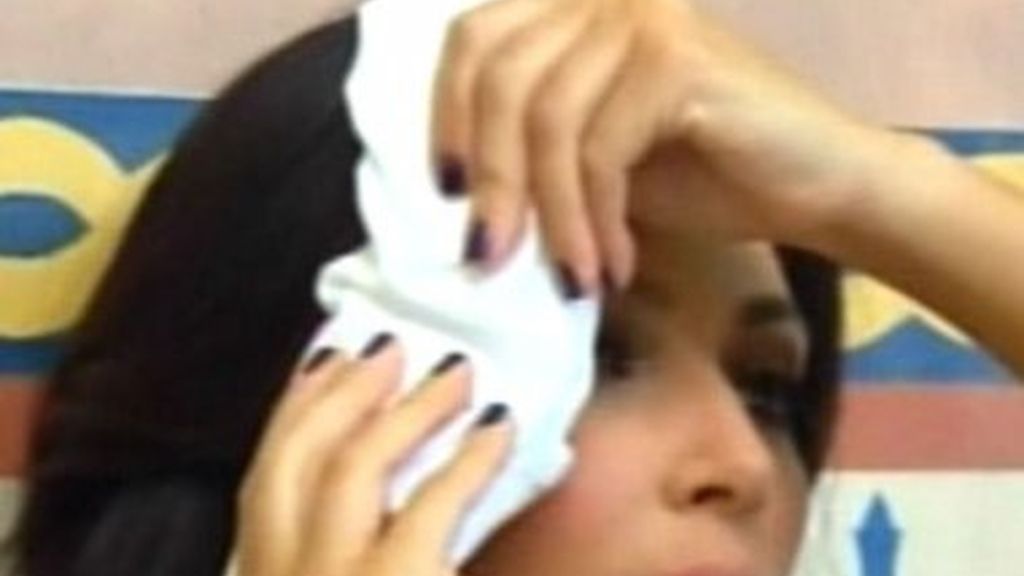 Kim Kardashian se pone botox en directo