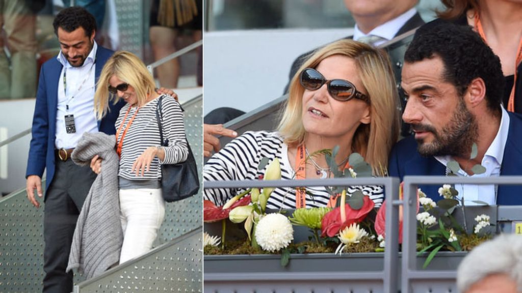 La duquesa y Vicente Dalmau, muy cariñosos en el palco vip