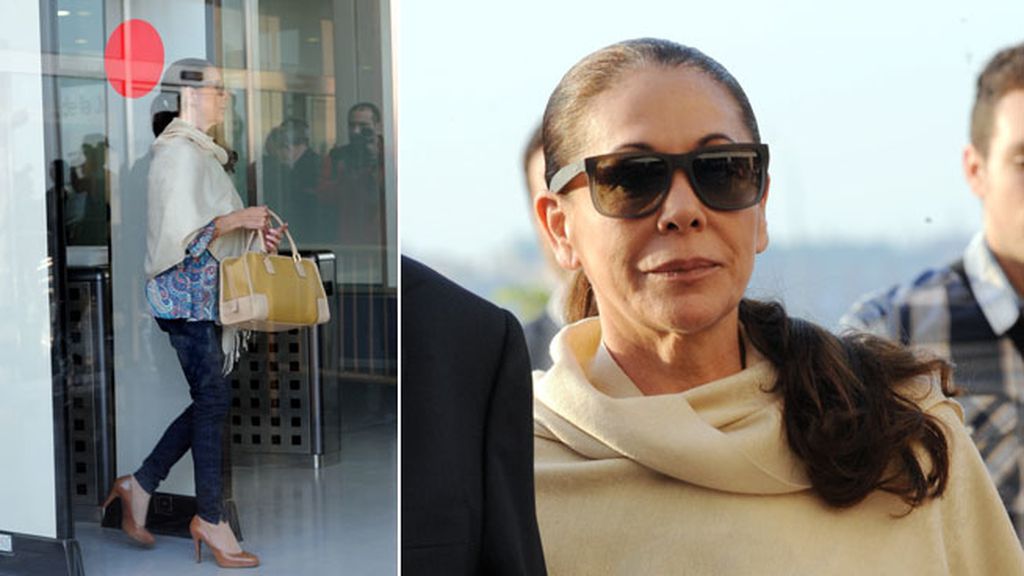 La llegada de Isabel Pantoja a los juzgados para conocer su sentencia