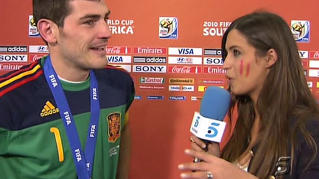 El beso de Iker a Sara, de campeonato