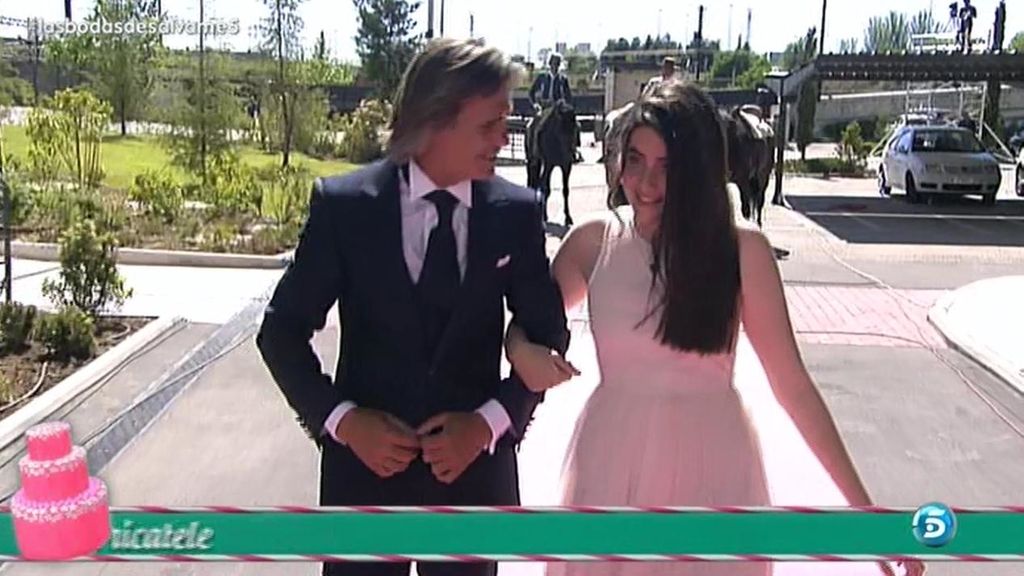 A lomos de un caballo sin despeinarse