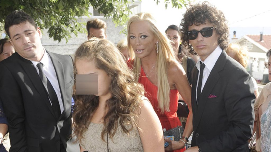 Belén Esteban, Fran Álvarez y Andreíta acompañaron a Toño