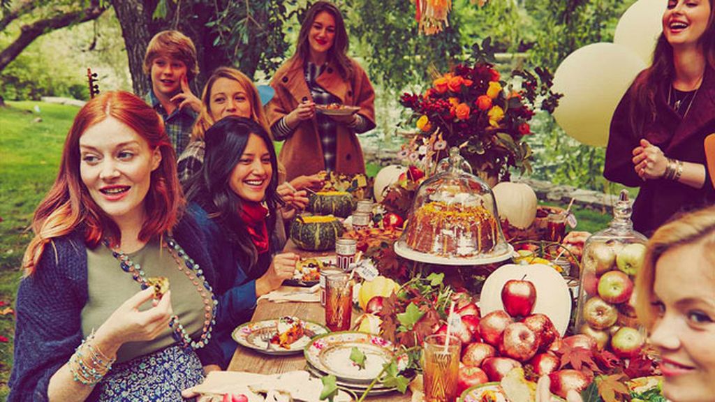 Tartas, fruta, regalos y globos: así ha sido el 'baby shower vintage' de Blake Lively