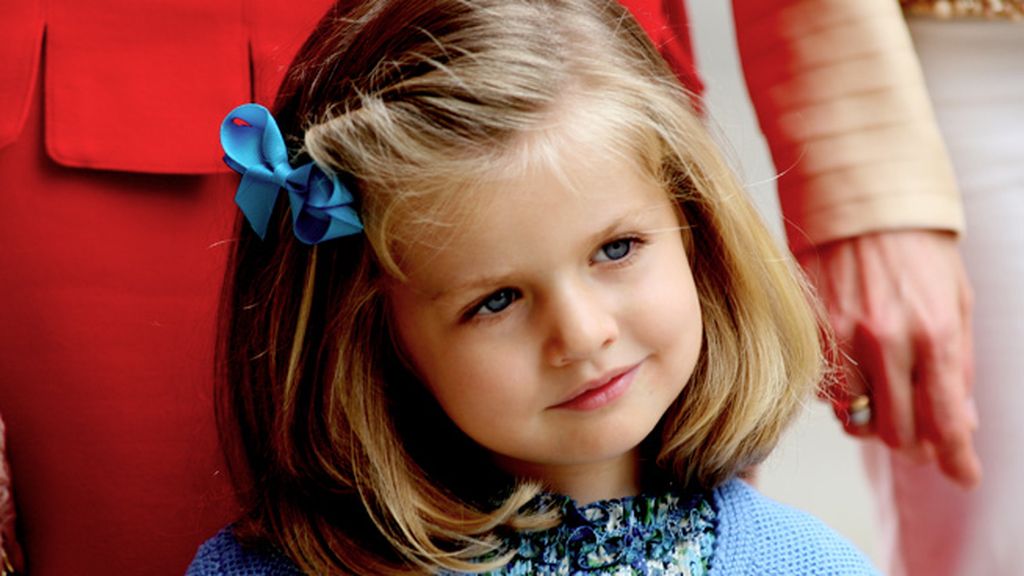 Sucede a su padre, Felipe VI