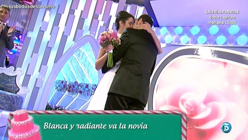 Cristian se emociona al verla tan guapa