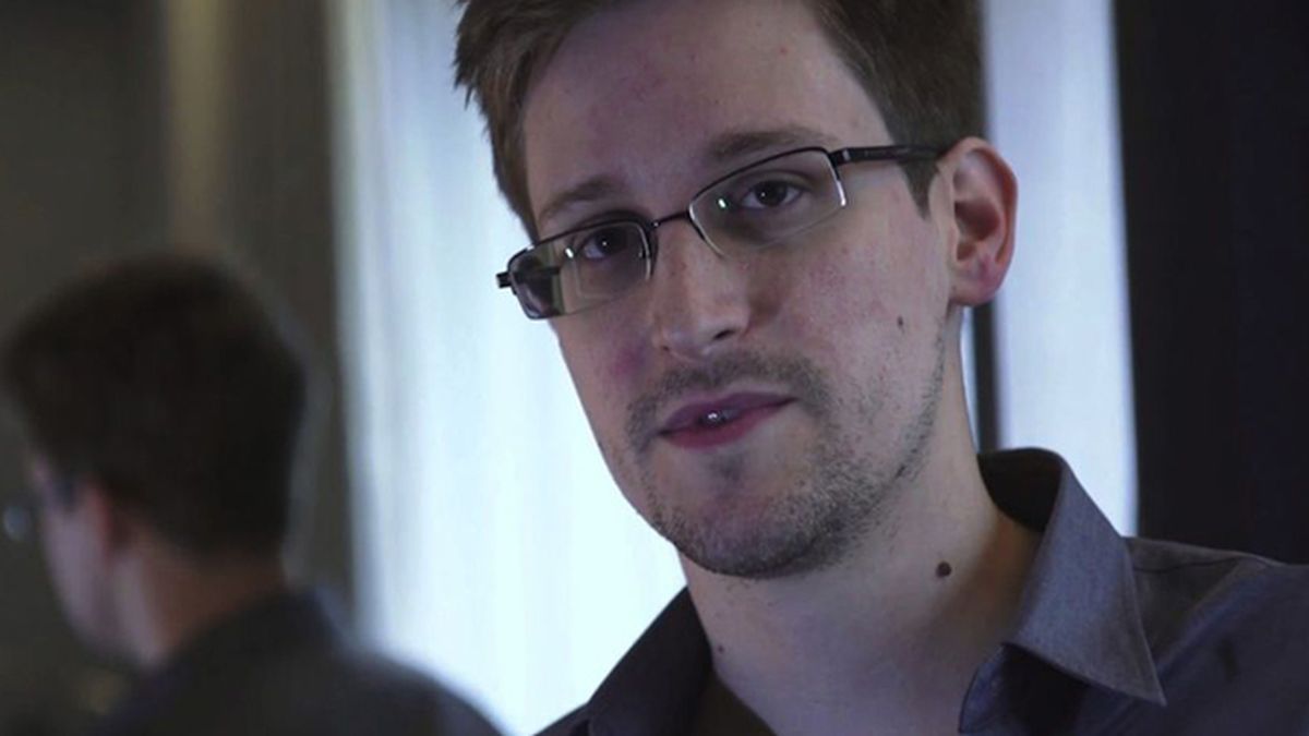 Edward Snowden sigue en la zona de tránsito del aeropuerto ruso