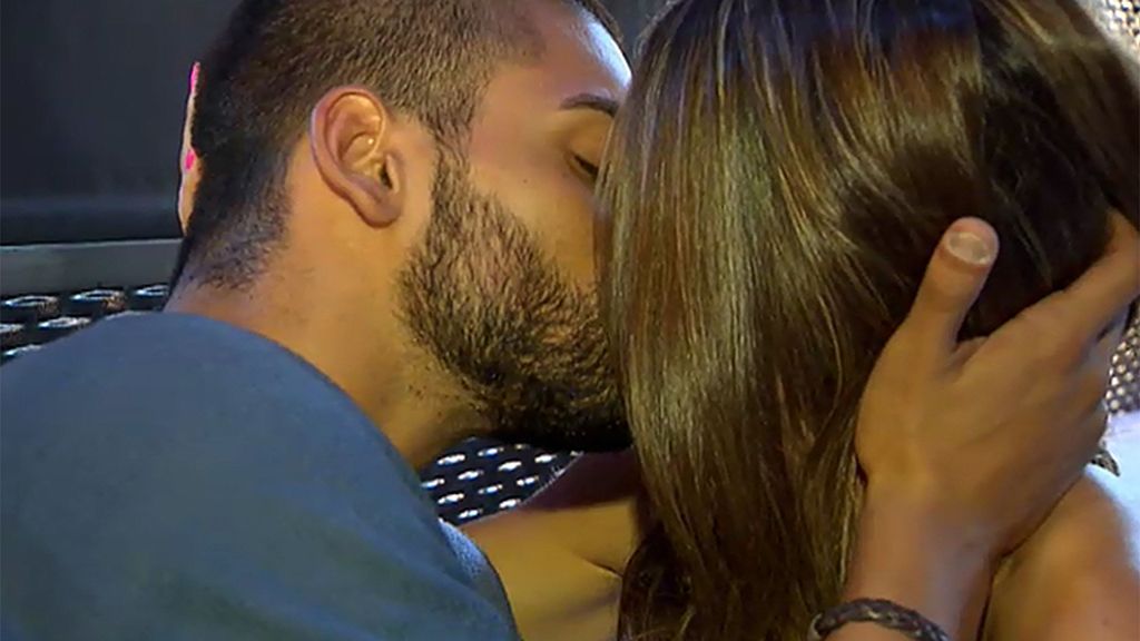 Isaac, a Alicia: “Contigo veo más ‘feeling’ que con Mery”