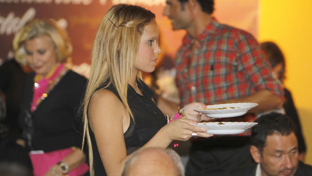 Gloria Camila también se puso el delantal