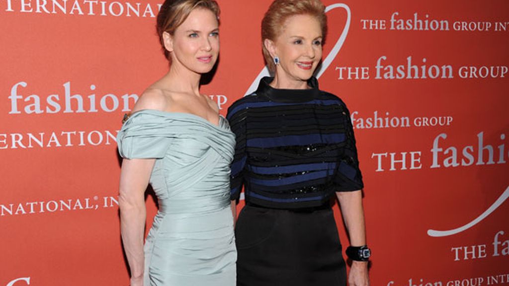 Zellweger y Herrera posaron juntas en el photocall