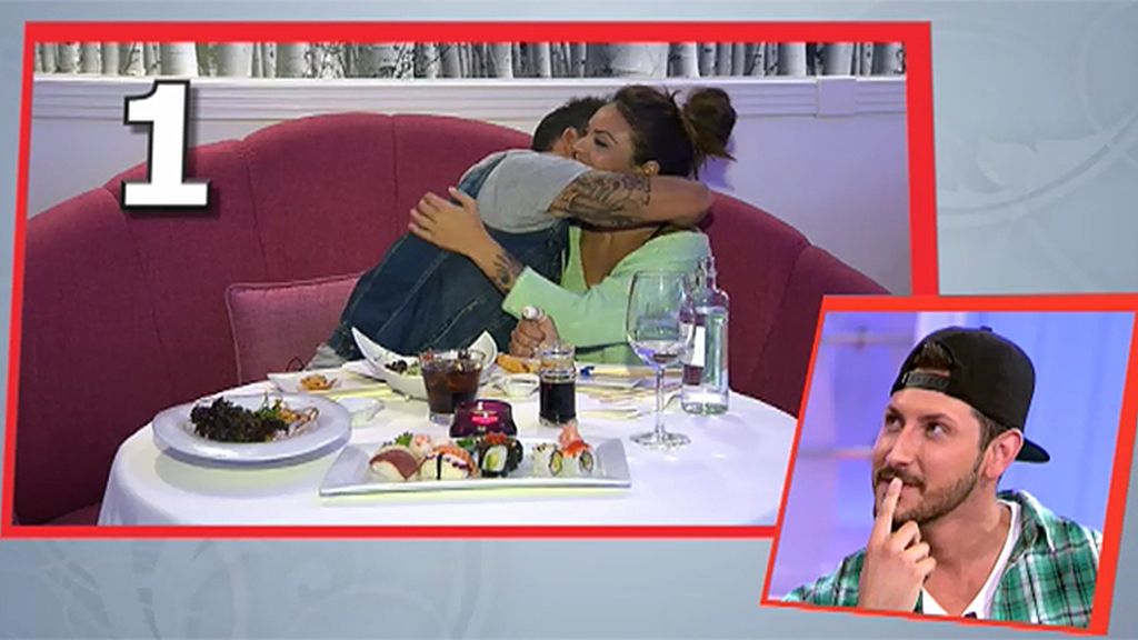 David no está cómodo en las citas con María