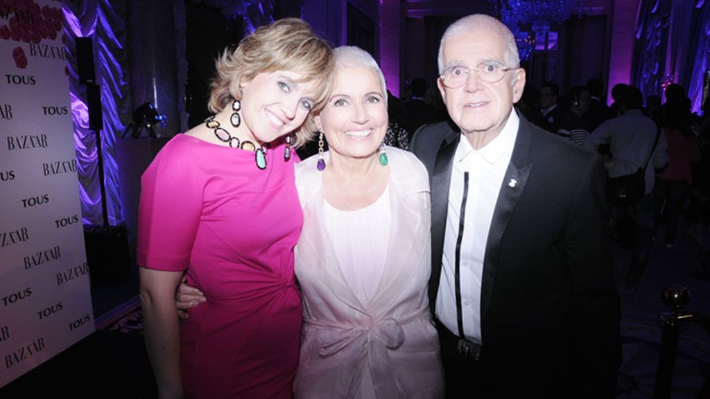 La familia Tous disfrutando de la espectacular fiesta en el Hotel Ritz