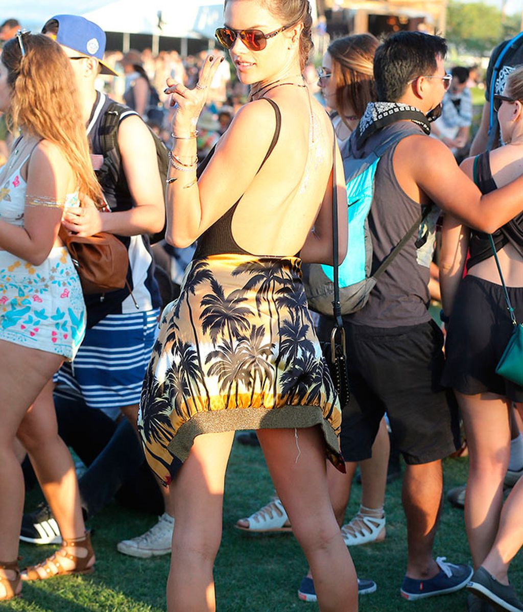 Alessandra Ambrosio en el segundo día de festival