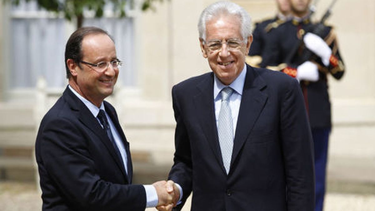 François Hollande y Mario Monti