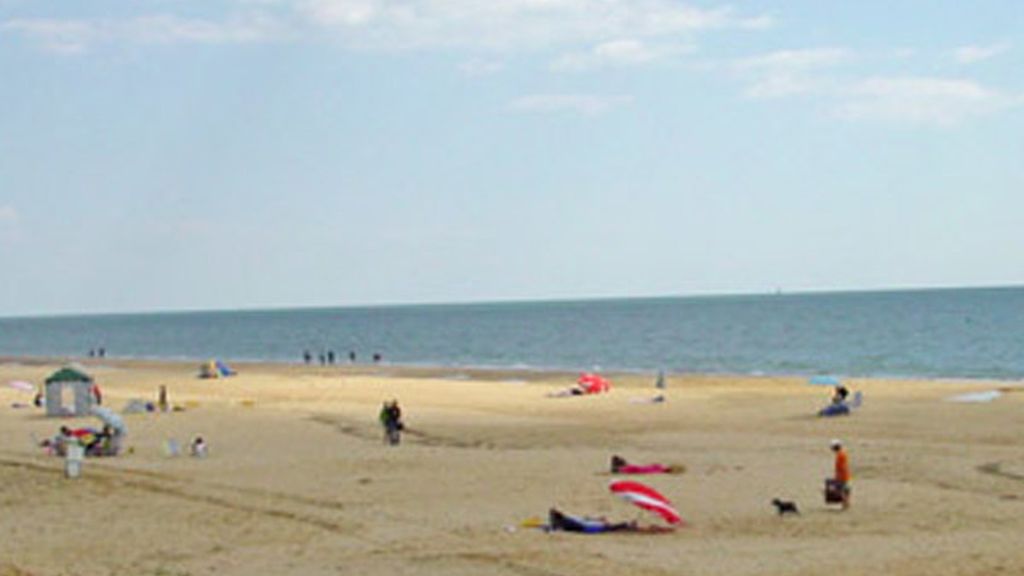 Mazagón, en Huelva, es la más larga de la península, con 13 kilómetros de arena dorada