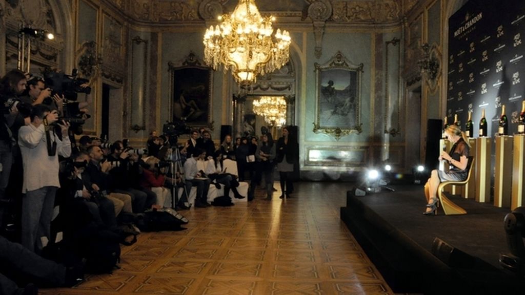 Una cita con la mujer 10