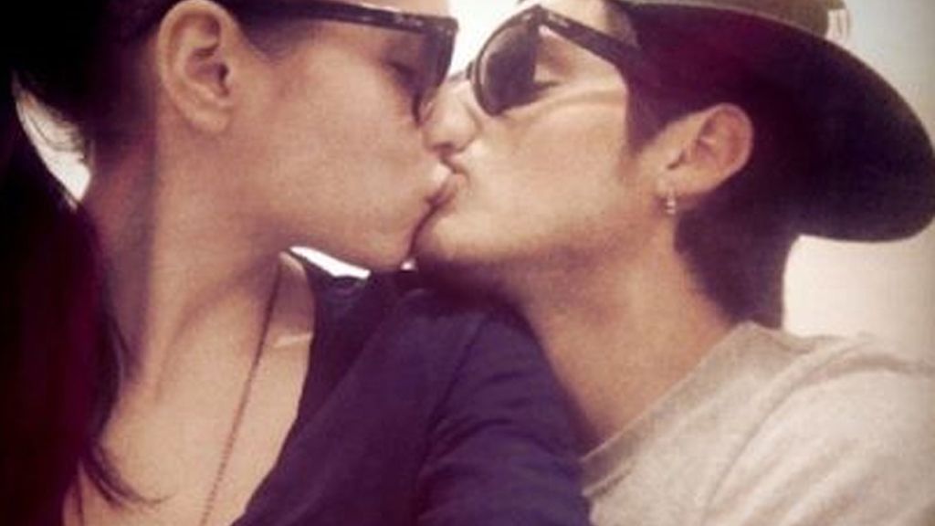 Joel Bosqued y Andrea Duro, prometidos en el primer aniversario de su amor