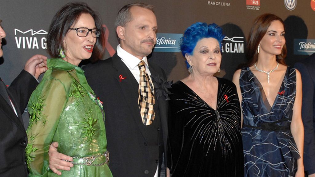 'Los Bosé' no quisieron perderse la gala benéfica