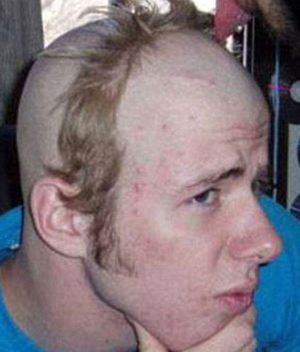 Estos hombres eligen un estilo peculiar para lucir su cabello