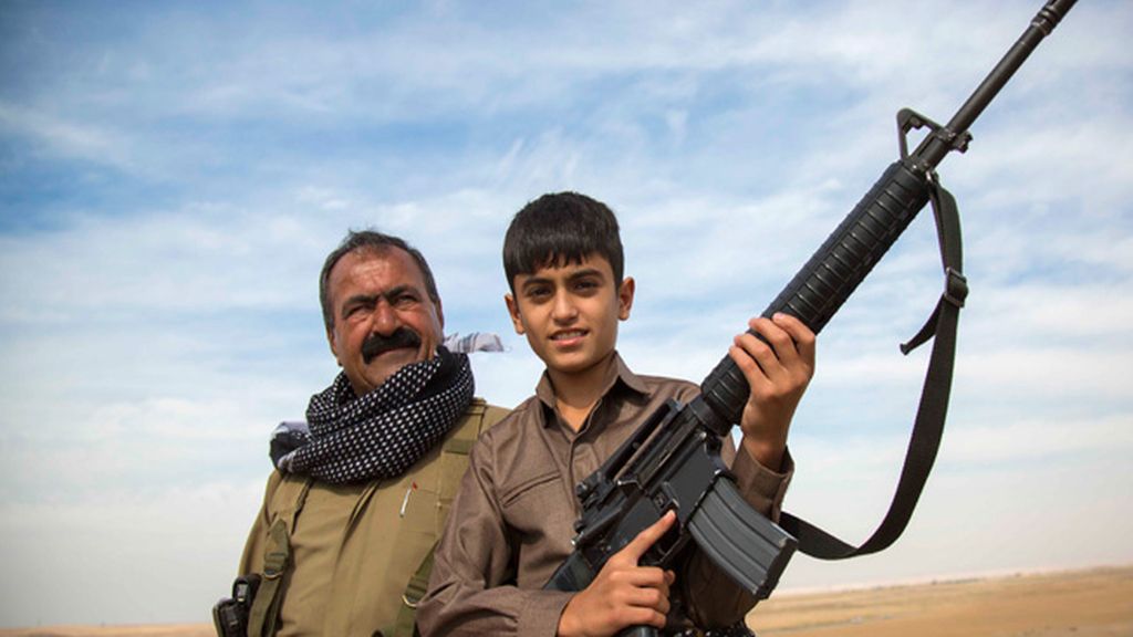 Veteranos kurdos toman sus viejas armas contra ISIS