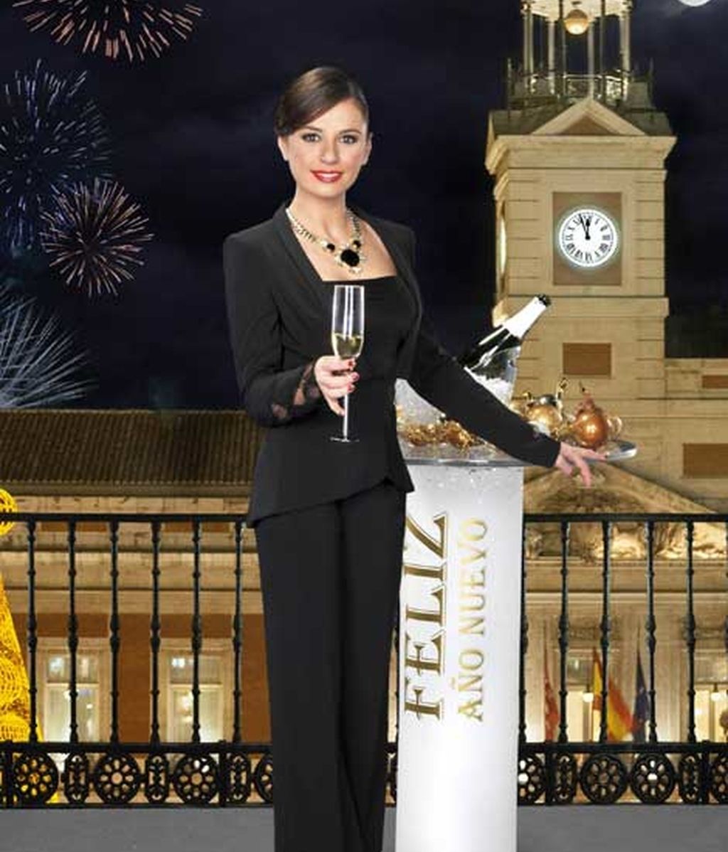 Los protagonistas de Aída se visten de gala para dar las campanadas