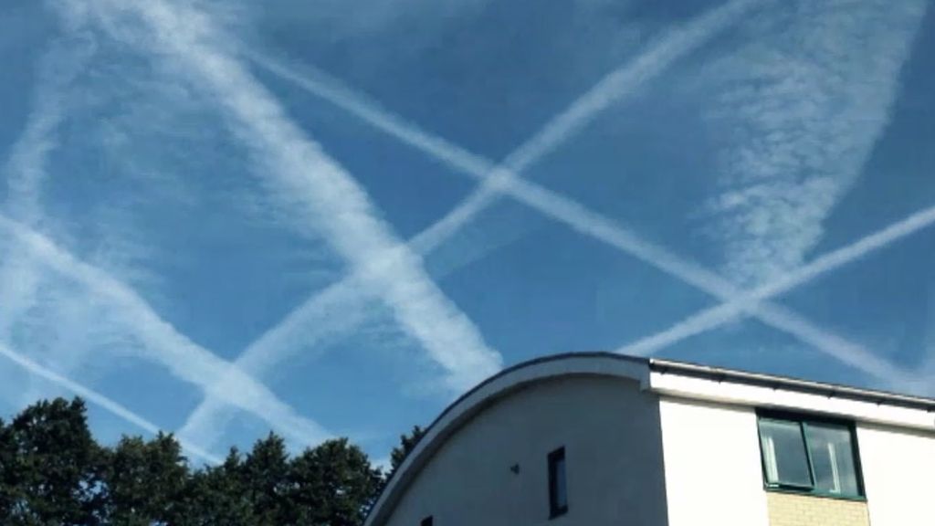 El secreto de las nubes: Los chemtrails El secreto de las nubes: Los chemtrails