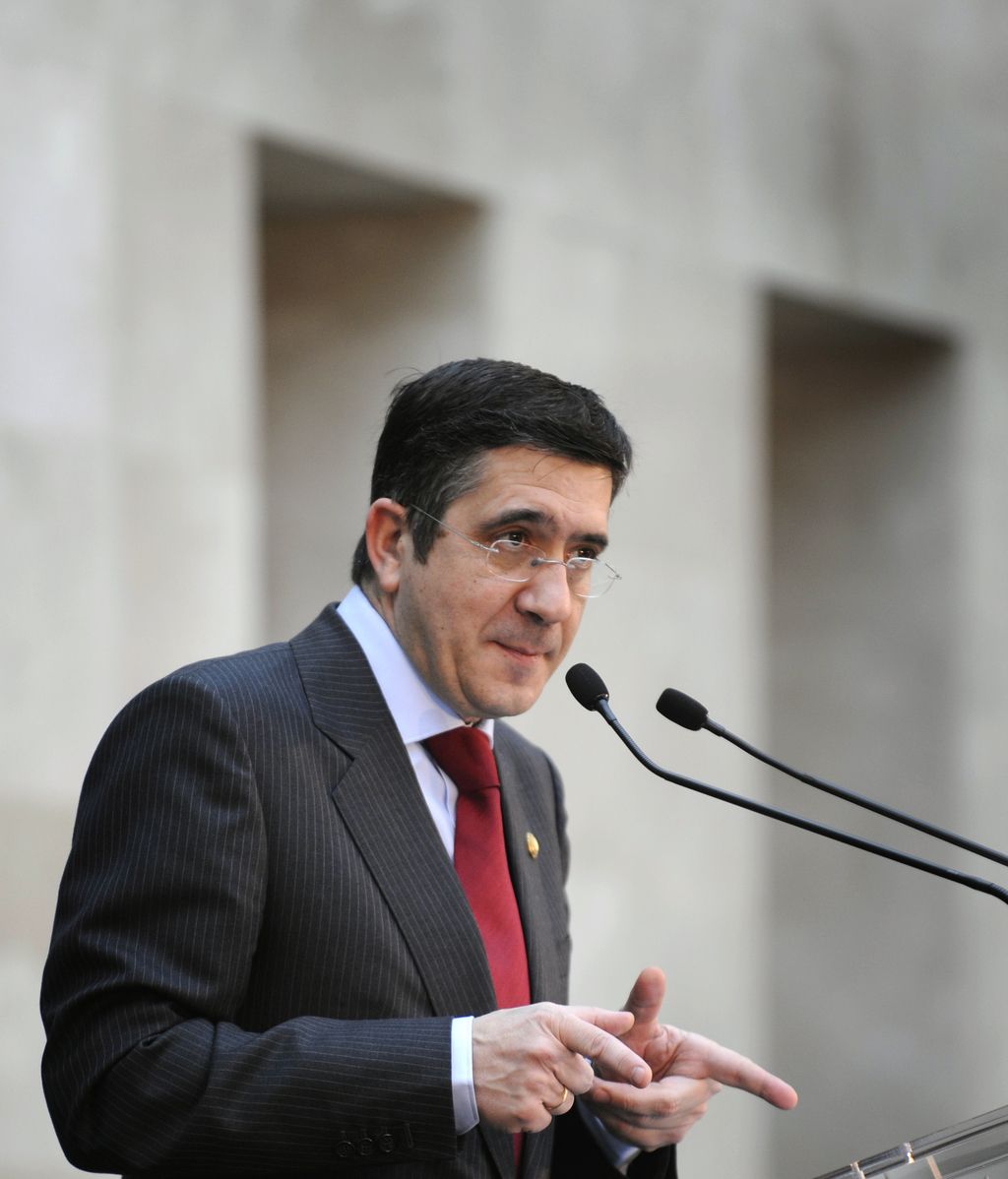 Iniciará "de forma inmediata" una ronda de contactos