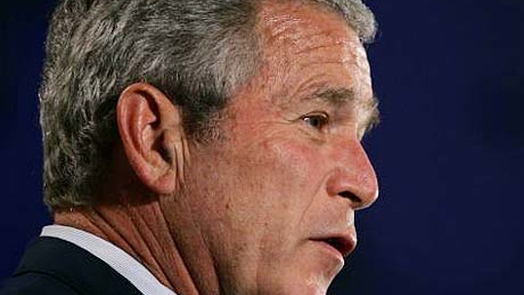 Bush advierte a Brown sobre la retirada de las tropas de Irak Bush advierte a Brown sobre la retirada de las tropas de Irak