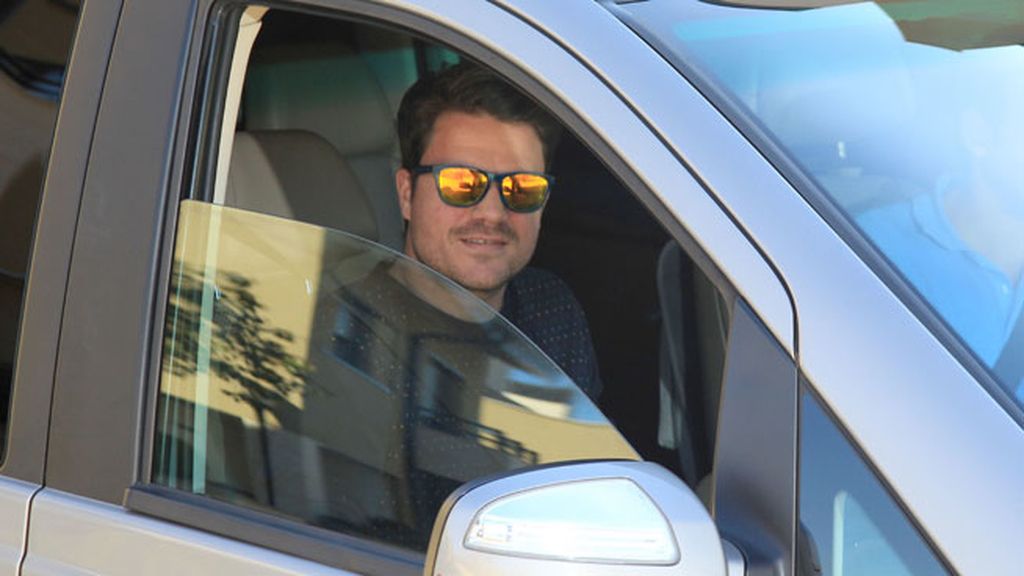 Todos los medios pendientes del romance estrella de la primavera