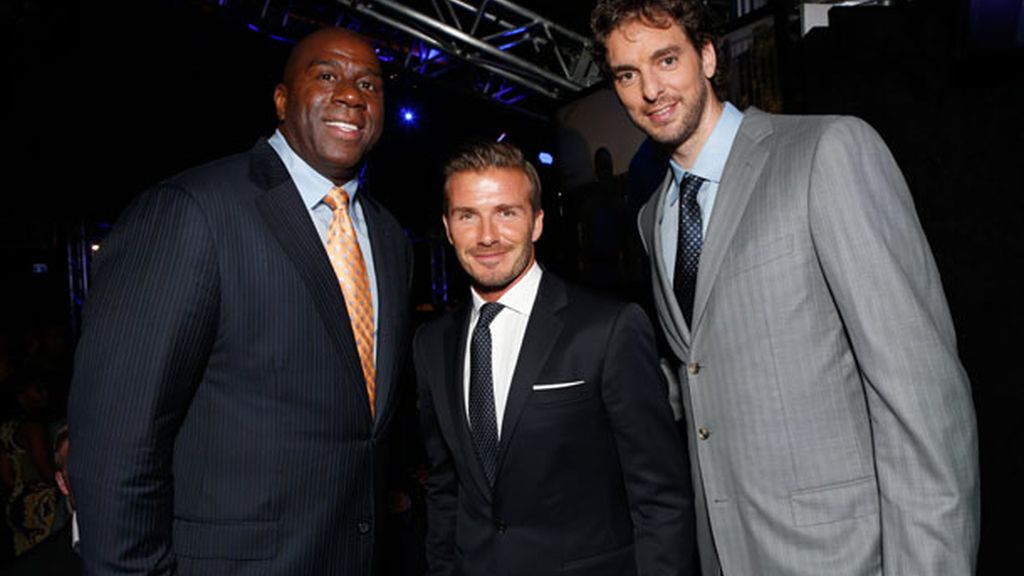 Históricos del deporte de Los Ángeles apadrinan al nuevo canal de Warner