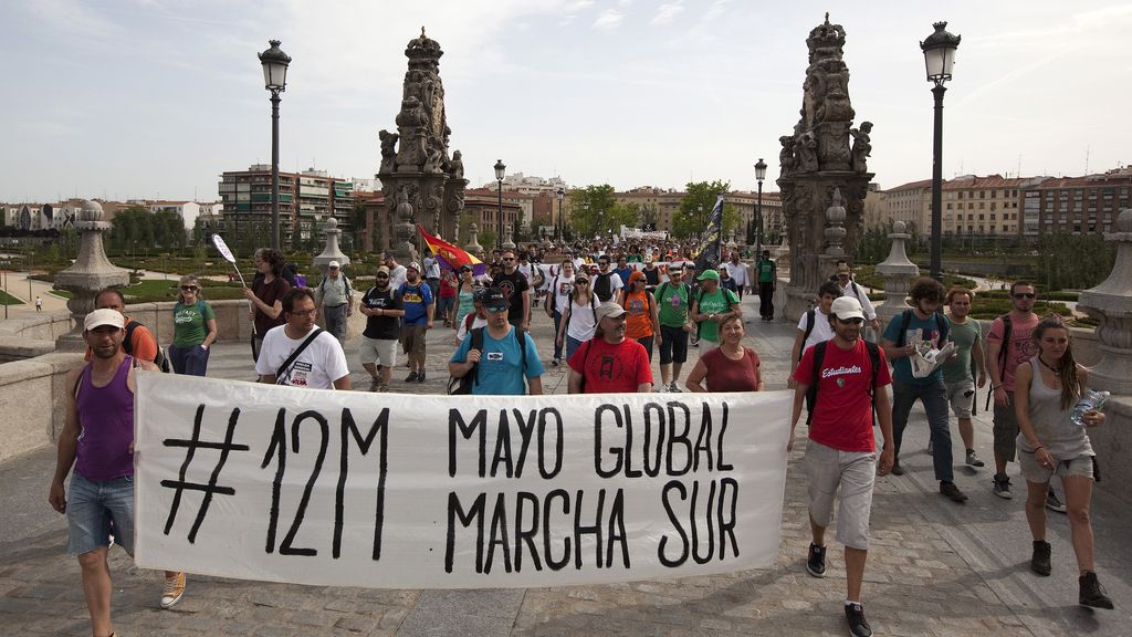 Masiva afluencia de gente en toda España en el primer aniversario del 15M